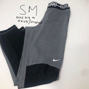 SM NIKE CROPPED LEGGINGS